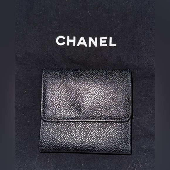 CHANEL WALLET - Picture 3 of 5